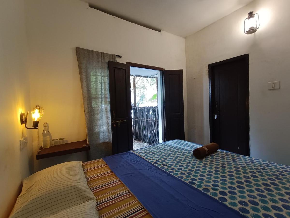 Hostel Calaila Varkala Exterior photo