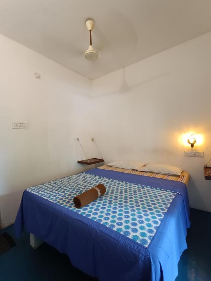 Hostel Calaila Varkala Exterior photo