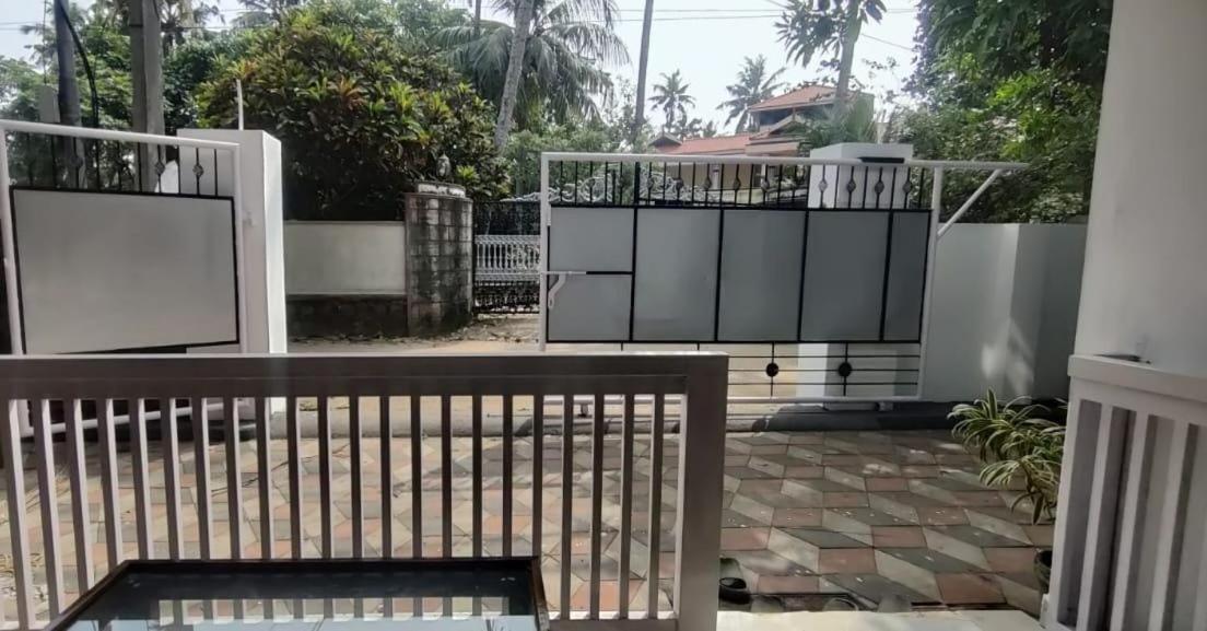 Hostel Calaila Varkala Exterior photo